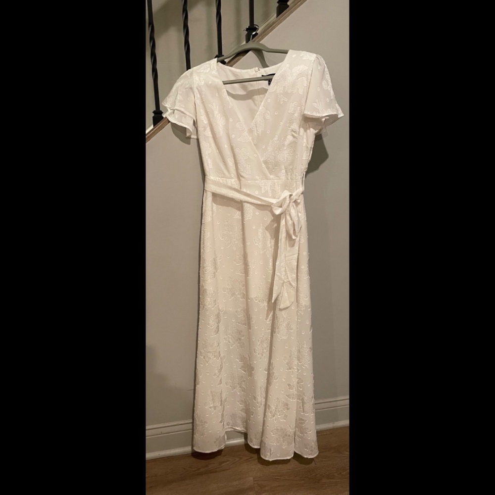 Lulus White Jacquard Short Sleeve Wrap